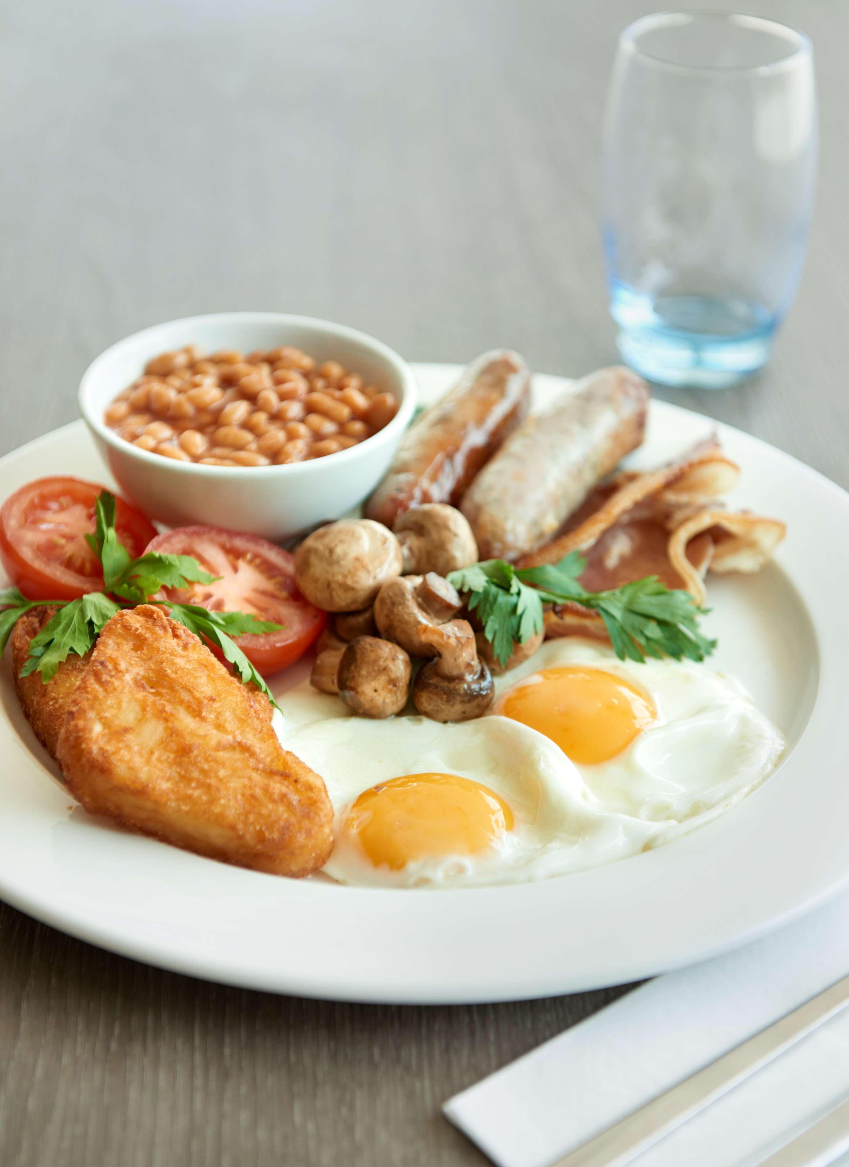 Hotel Hyatt Place London Heathrow Airport 4*